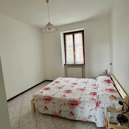 Casa Anna Val Di Taro 아파트 Tornolo